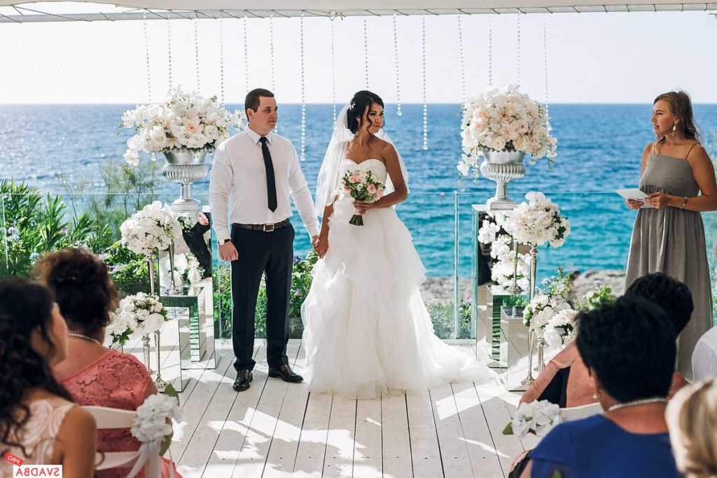 Стоимость свадьбы за границей: цены для двоих, с гостями, на 10 человек и где дешевле