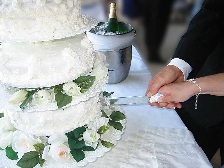 Свадебные торты в разных стилях: лучшие идеи и интересные примеры