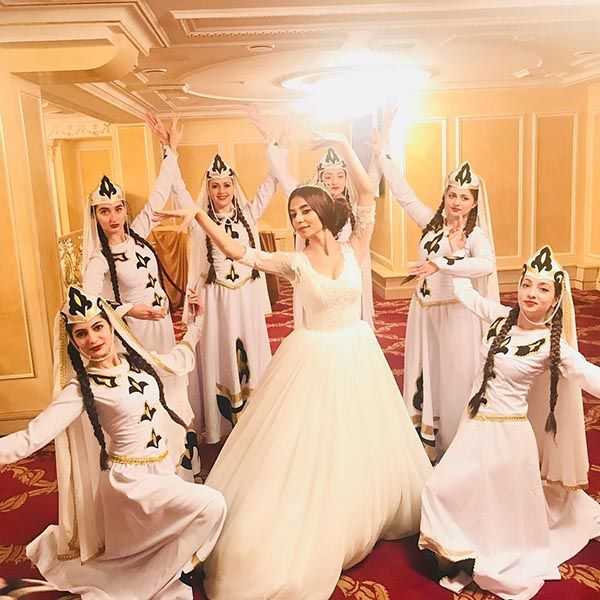 Армянская свадьба - обряды, традиции и обычаи, помолвка