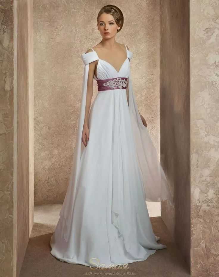 Имперское изящество: каким будет ваше свадебное платье в стиле ампир