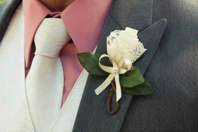 Бутоньерка своими руками: свадебные мастер-классы с фото