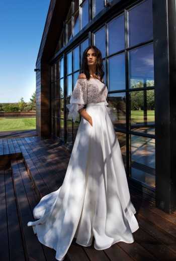 Платья с открытыми плечами 2019-2020: фото модных фасонов - свадебные, на выпускной, пышные, кружевные - советы по выбору
