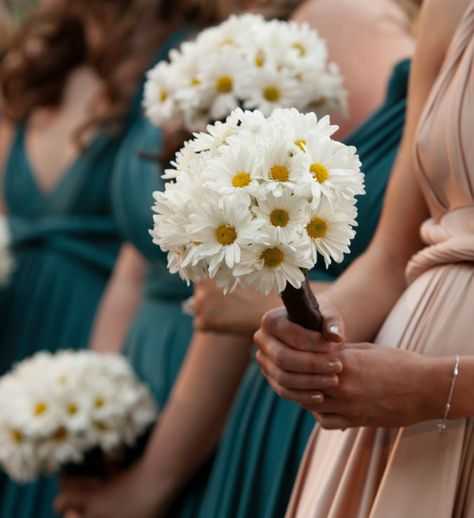 Были белее снега свадебные цветы: создаем очаровательный белый букет невесты по фото