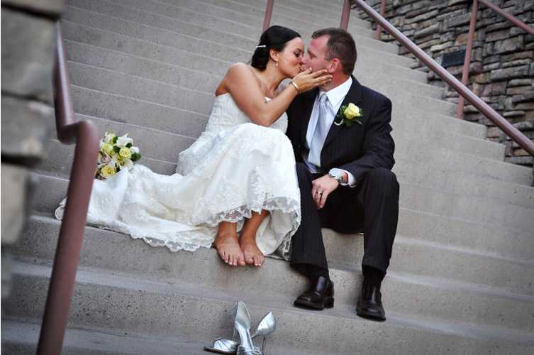 Второй брак: как провести свадьбу, что надеть на церемонию невесте и жениху