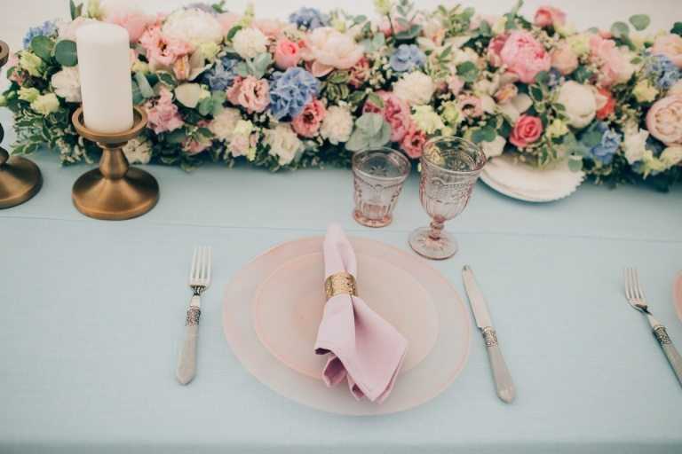 17 идей оформления свадьбы цветами - wedding blog