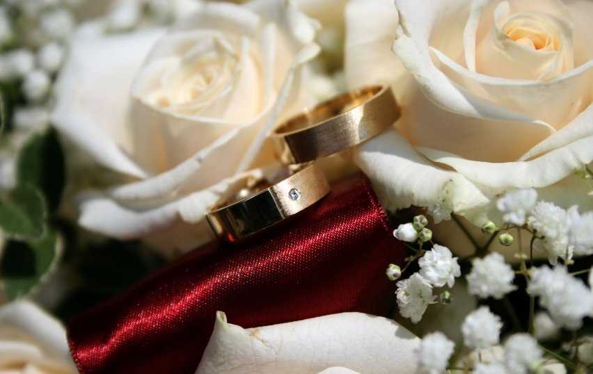 13 лет брака — какая свадьба и что дарят супругам?