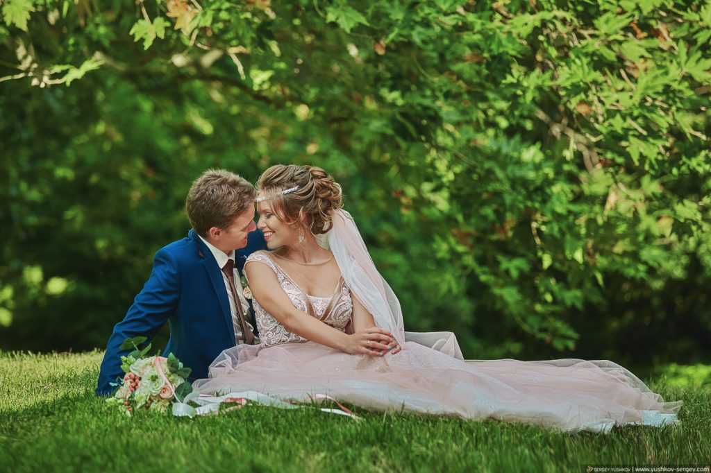 Идеи для создания красивых свадебных фотографий жениха и невесты в 2021 году