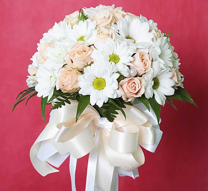 Нежный букет невесты: подбор цветов, идеи лучших сочетаний, фото