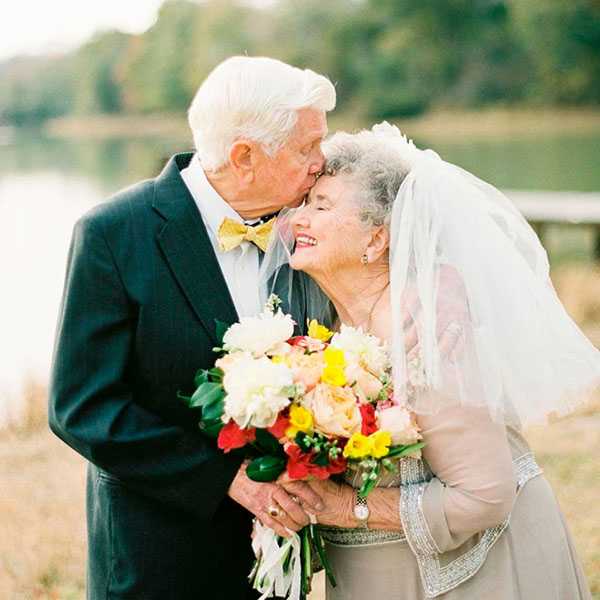 48 лет совместной жизни: какая свадьба, что подарить и как отметить. аметистовая свадьба
