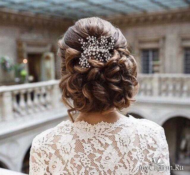 Свадебные прически на короткие волосы (90 фото): укладка с челкой для невесты с очень короткой стрижкой. варианты причесок на свадьбу с диадемой и фатой