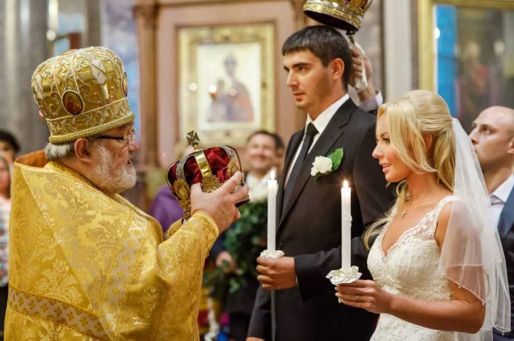 Венчание в православной церкви: как происходит, что для этого нужно и какие правила надо соблюдать