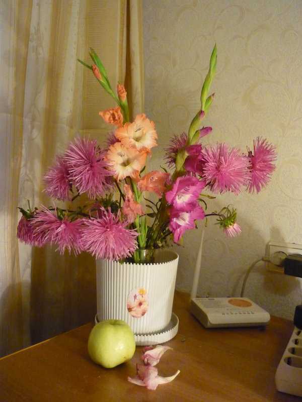 Цветы для невесты букет гладиолусов