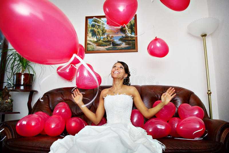 Свадебные конкурсы с шариками идеи развлечений для молодых и гостей с фото и видео