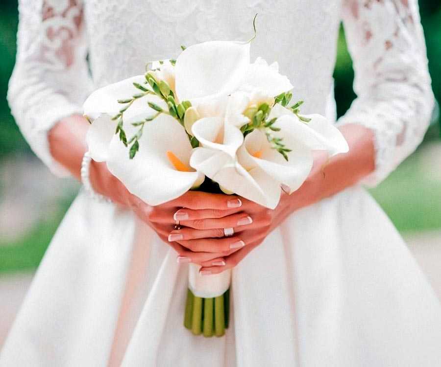 Свадебный букет невесты из ромашек (46 фото): составляем букет с ромашками и васильками или розами на свадьбу, модные тенденции