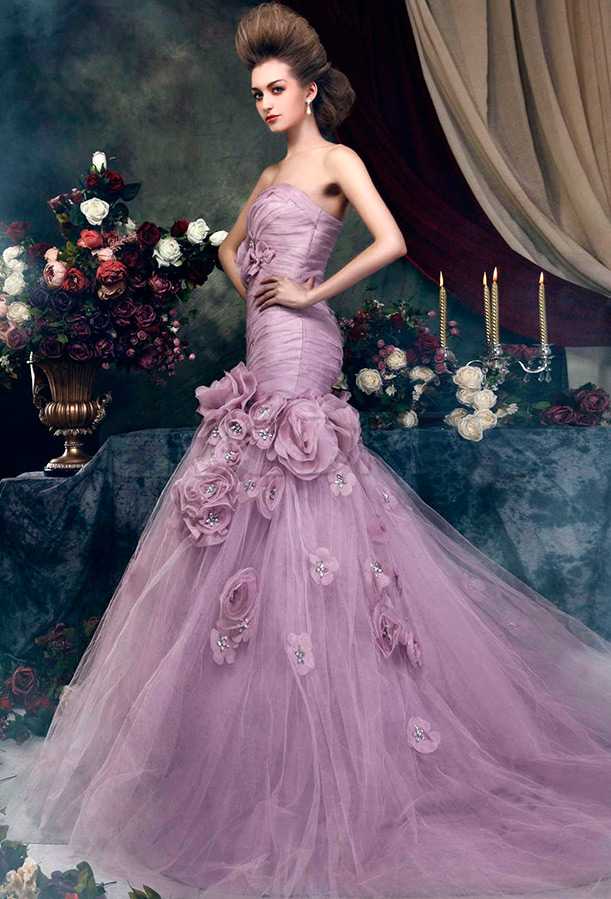 Свадебное платье фиолетового оттенка