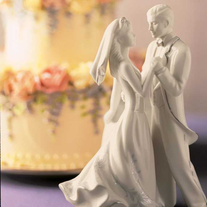 Уже прошло 9 лет после свадьбы! что дарят на фаянсовую или ромашковую свадьбу?