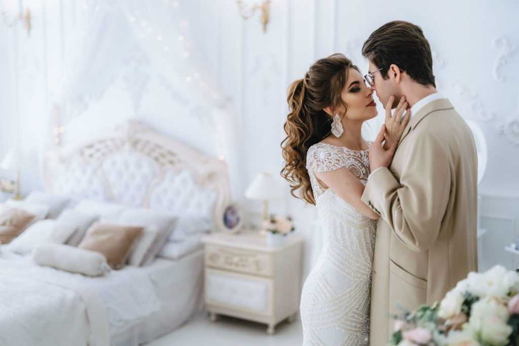 Свадебная фотосессия в студии: топ-7 популярных площадок москвы