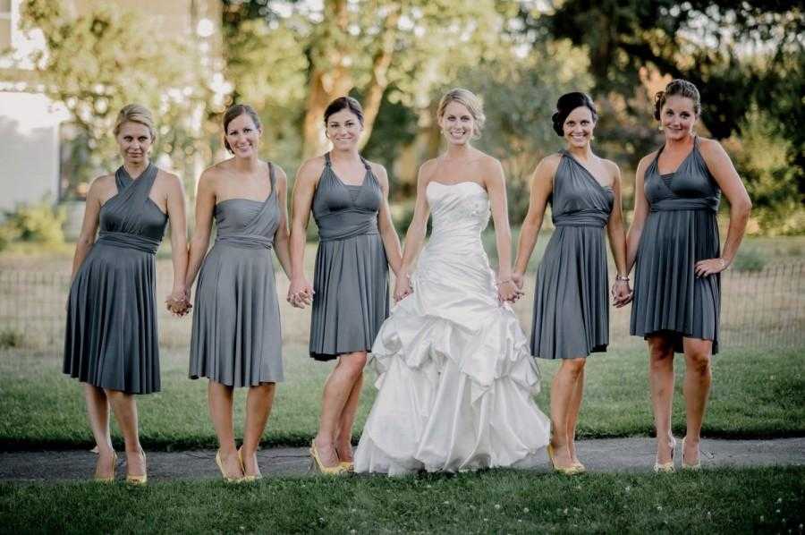 В чем пойти на свадьбу гостю — женские наряды
