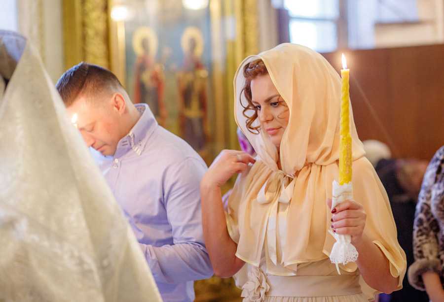 Можно ли венчаться без регистрации в загсе и при каких условиях возможно провести церемонию венчания в церкви без брака