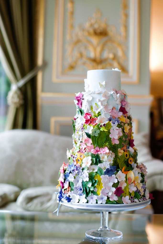 Торт с цветами - как сделать цветы из крема и мастики